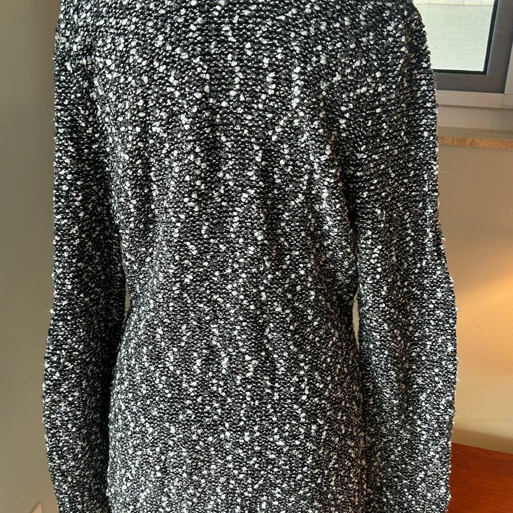 Zozo Black & White Lightweight Cardigan Sweater with Black Belt Accent - Picture 4 of 5